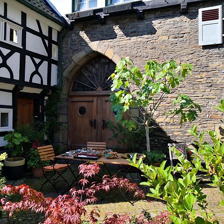 Fuenf Giebel Eck In Der Freiheit Am Ruhrtalradweg Hotel เวทเทอร์ ภายนอก รูปภาพ