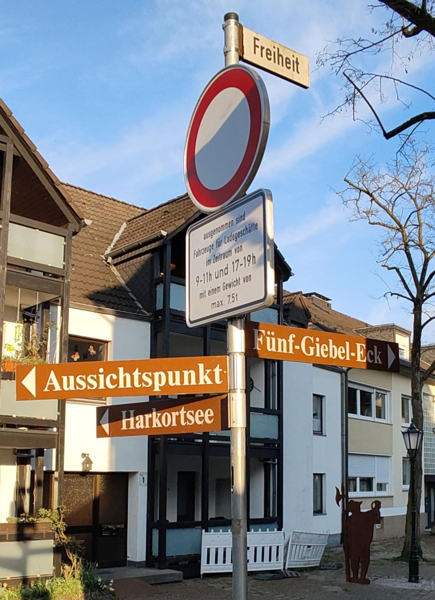 Fuenf Giebel Eck In Der Freiheit Am Ruhrtalradweg Hotel เวทเทอร์ ภายนอก รูปภาพ