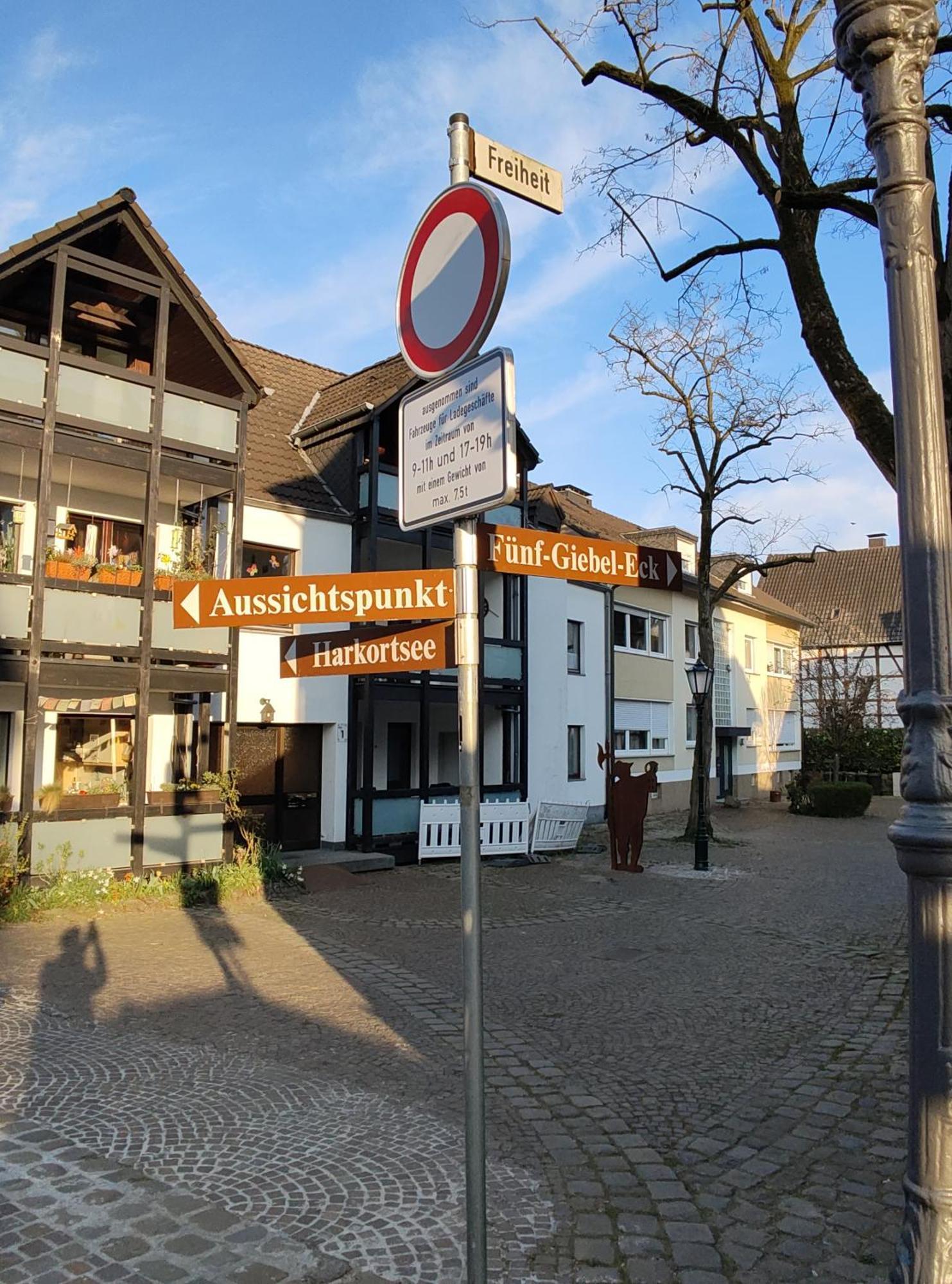 Fuenf Giebel Eck In Der Freiheit Am Ruhrtalradweg Hotel เวทเทอร์ ภายนอก รูปภาพ