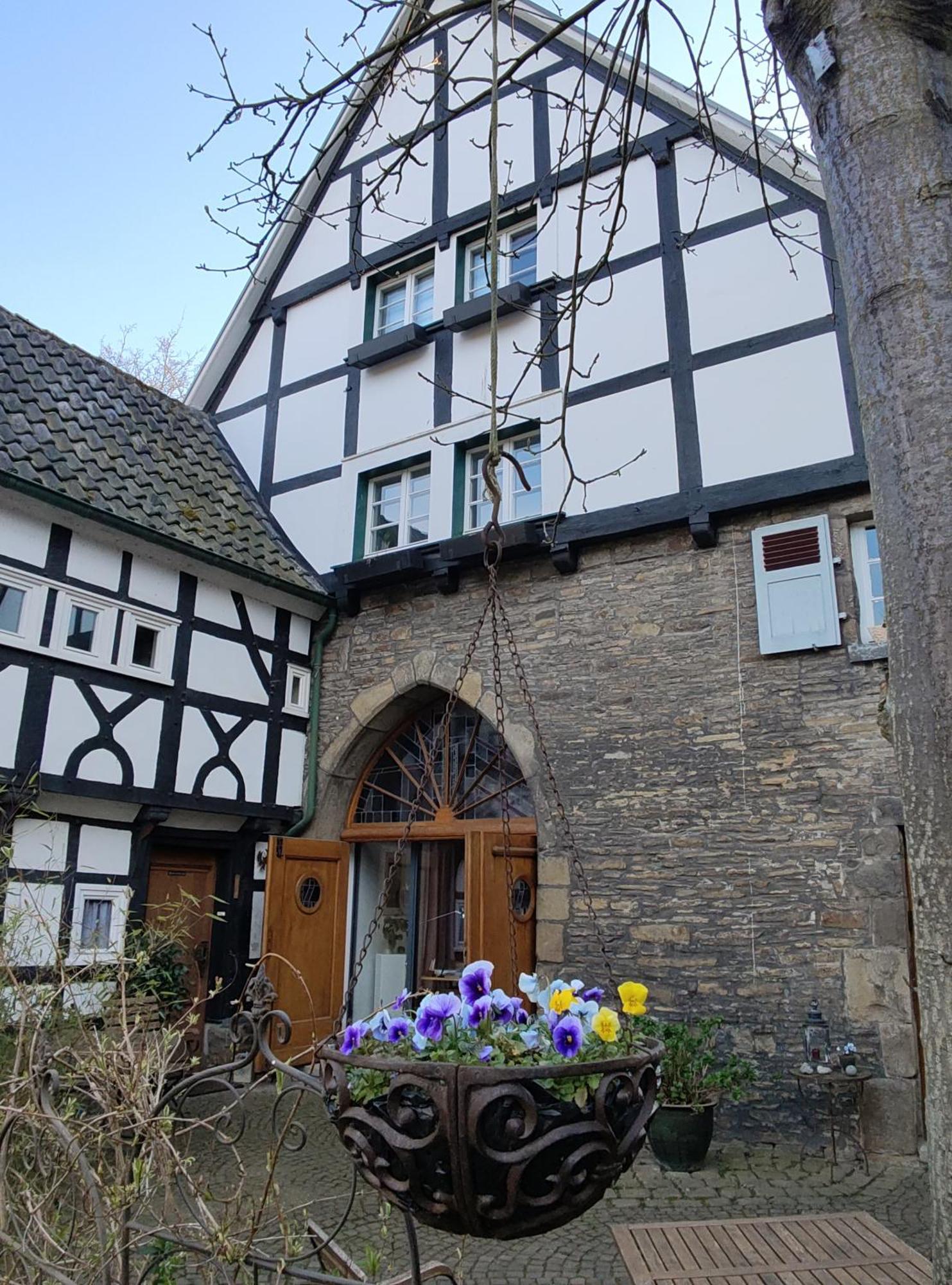 Fuenf Giebel Eck In Der Freiheit Am Ruhrtalradweg Hotel เวทเทอร์ ภายนอก รูปภาพ