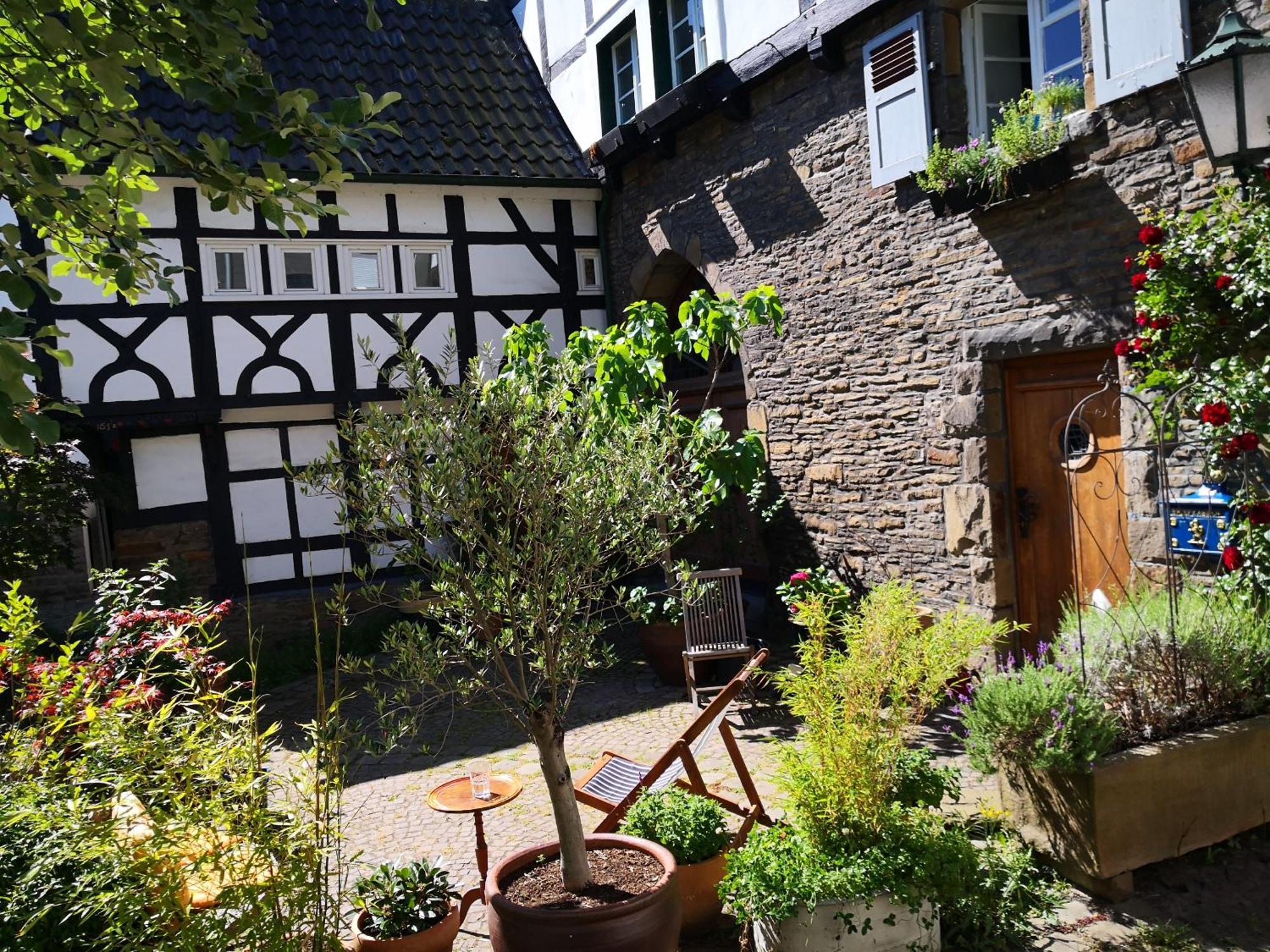 Fuenf Giebel Eck In Der Freiheit Am Ruhrtalradweg Hotel เวทเทอร์ ภายนอก รูปภาพ