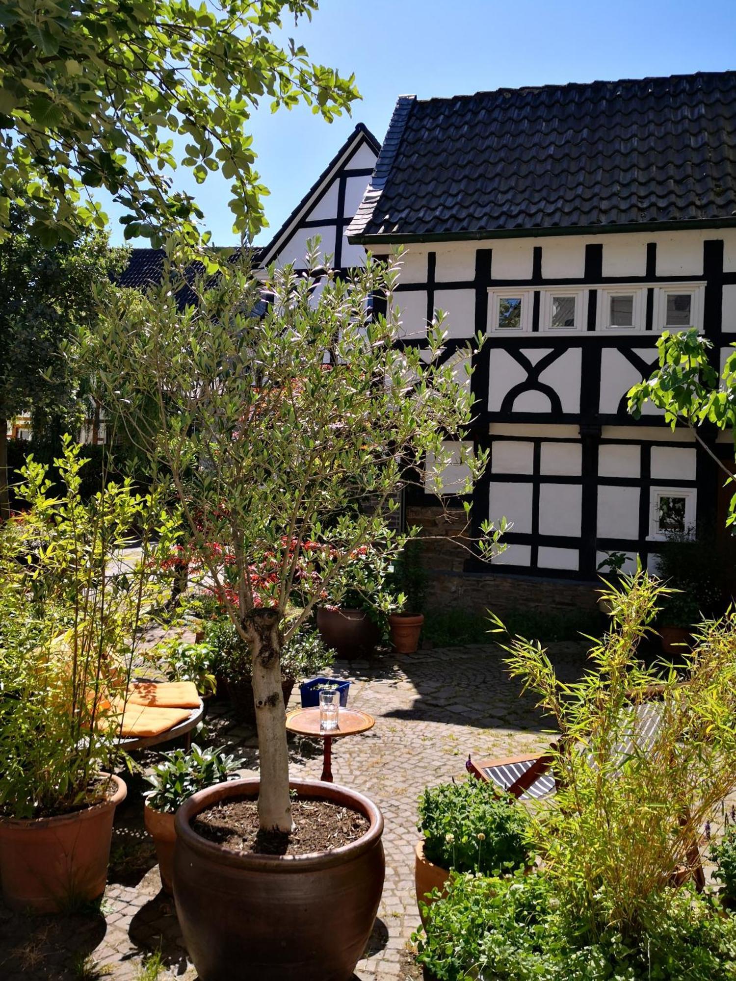 Fuenf Giebel Eck In Der Freiheit Am Ruhrtalradweg Hotel เวทเทอร์ ภายนอก รูปภาพ